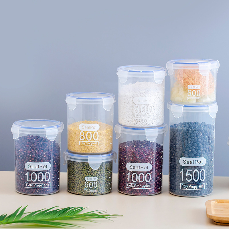 Large food storage boxes, storage cans, plastic cans