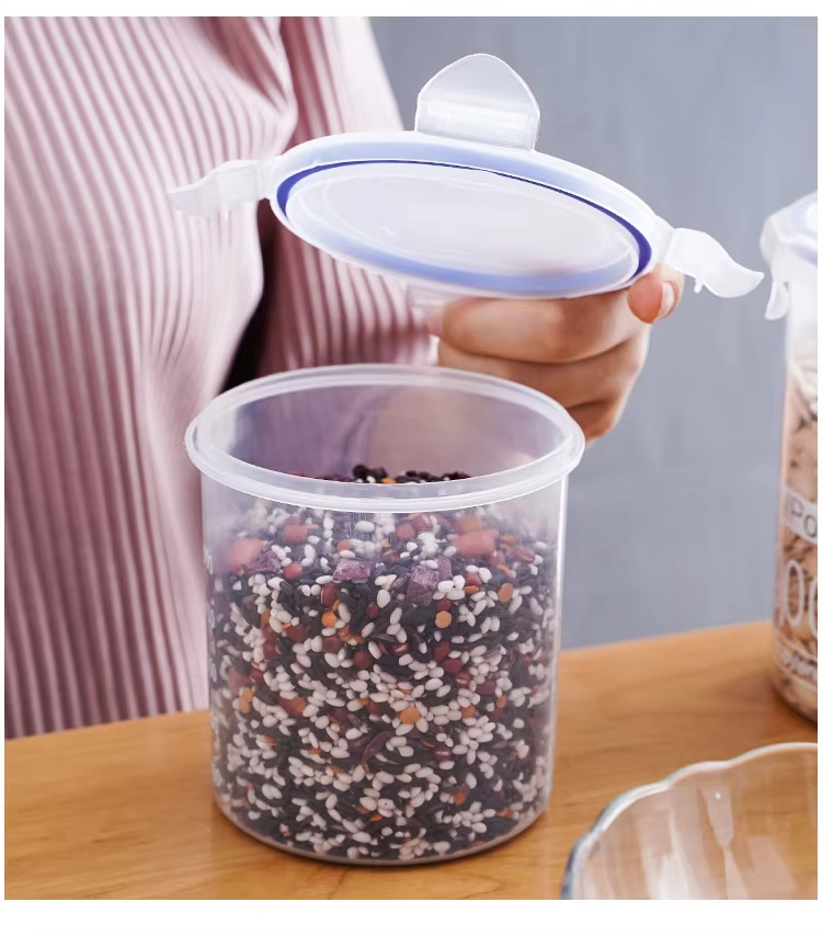 Large food storage boxes, storage cans, plastic cans