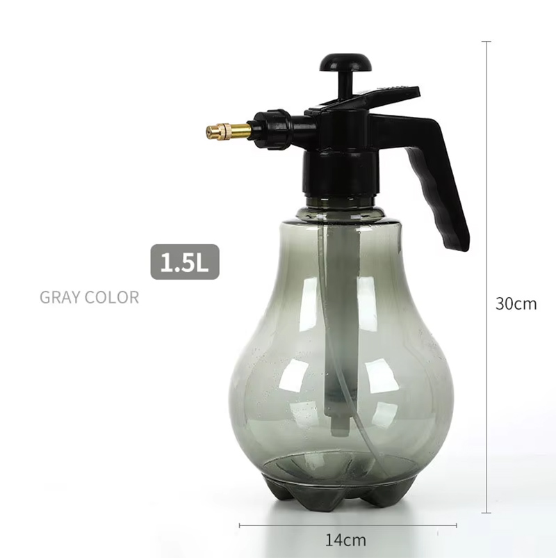 plastic spray bottles